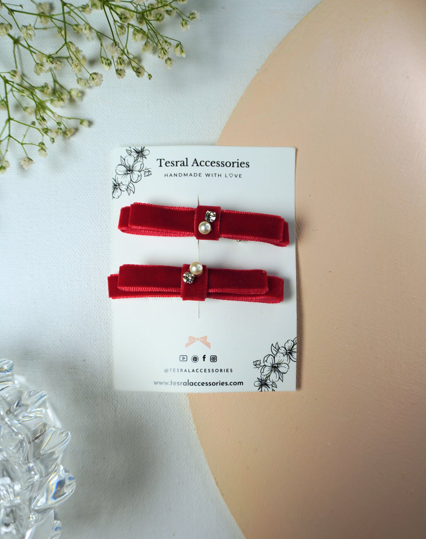 Tesral Accessories festive red velvet alligator clips for Christmas and holidays