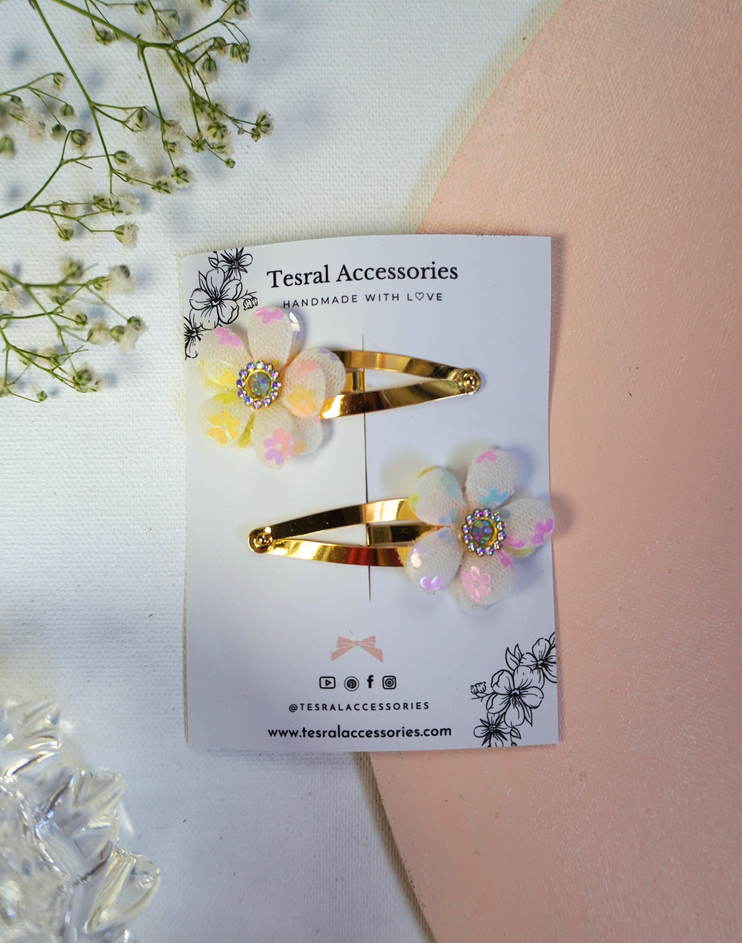 Dreamy Glow white flower hair clips for toddlers by Tesral Accessories – golden tic tac clips