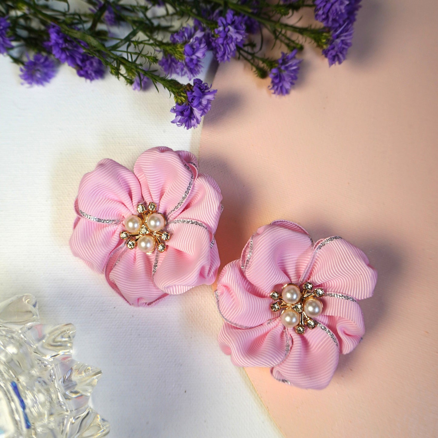 Set of two pink flower-shaped grosgrain ribbon hair tie with pearl and rhinestone centerpiece — Tesral Accessories kids hair bows