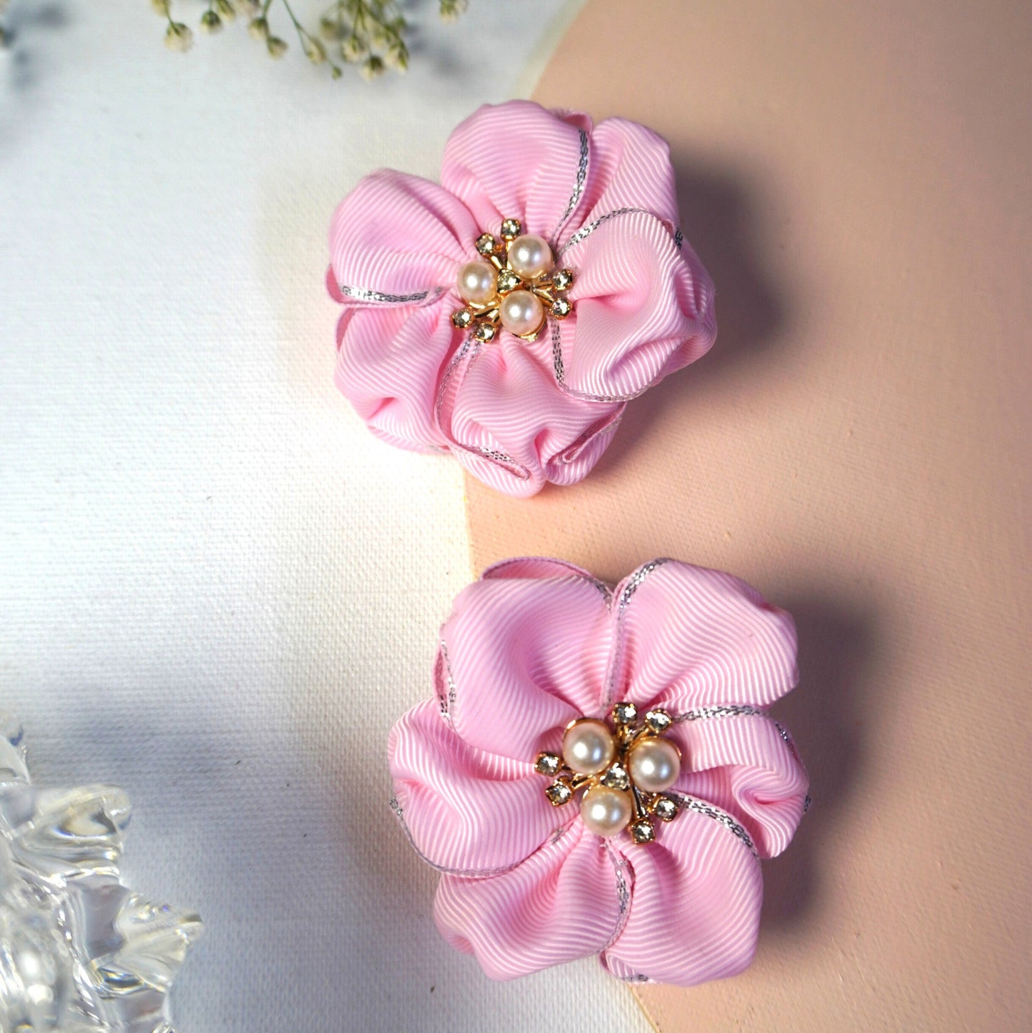 Pink grosgrain ribbon flower hair tie set with pearl centerpiece – Tesral Accessories toddler hair accessories